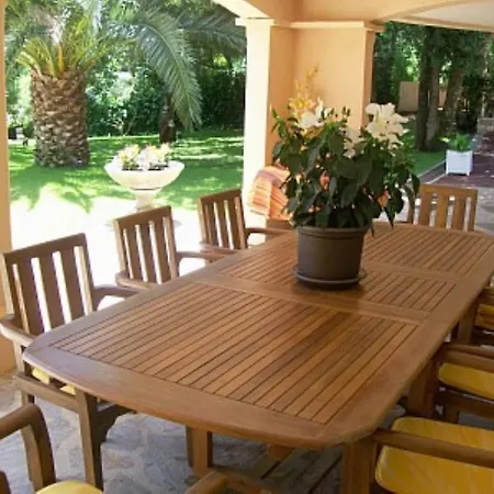 Heliambre Guest house 3*